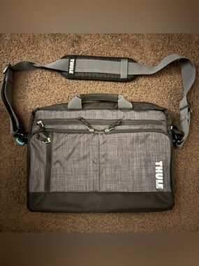 Thule Stravan Laptop Bag Attaché